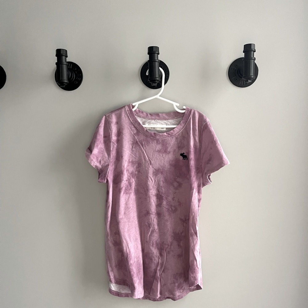 Abercrombie kids t-shirt size 13-14